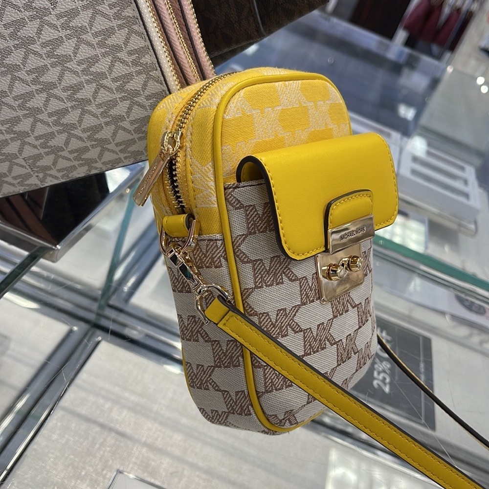 Michael Kors Sloan Editor Small Phone Logo Jacquard Crossbody
Butter Multi - Picture 12 of 16